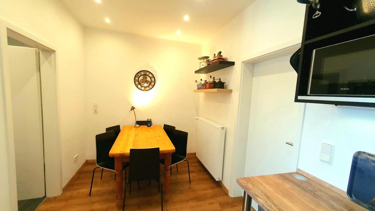 FRANKES CITY SLEEP Maisonette Apartment mit Weitblick, 6 Einzelbetten Velbert Exterior foto