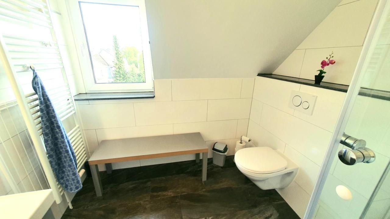 FRANKES CITY SLEEP Maisonette Apartment mit Weitblick, 6 Einzelbetten Velbert Exterior foto